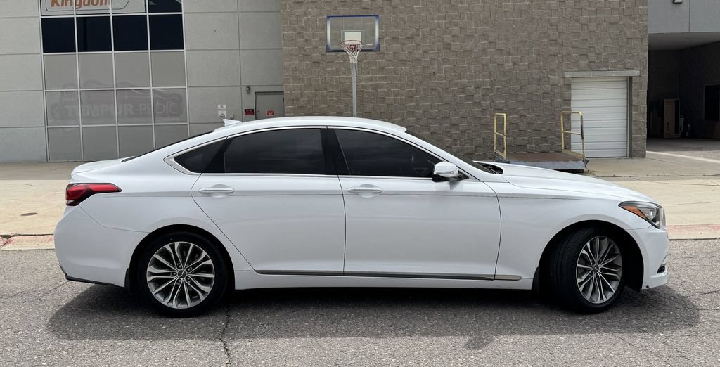 Used 2015 Hyundai Genesis 3.8 AWD/4WD image 5