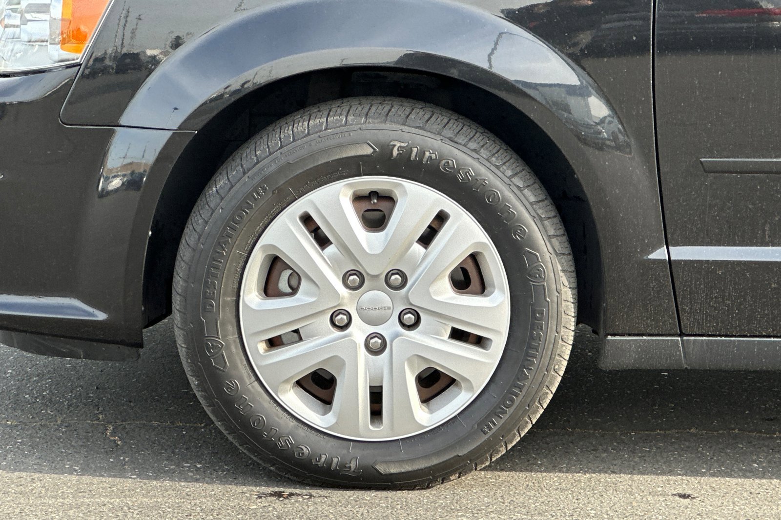 Used 2017 Dodge Grand Caravan SE image 24