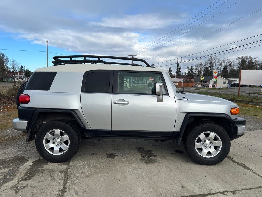 Used 2008 Toyota FJ Cruiser 4WD image 33