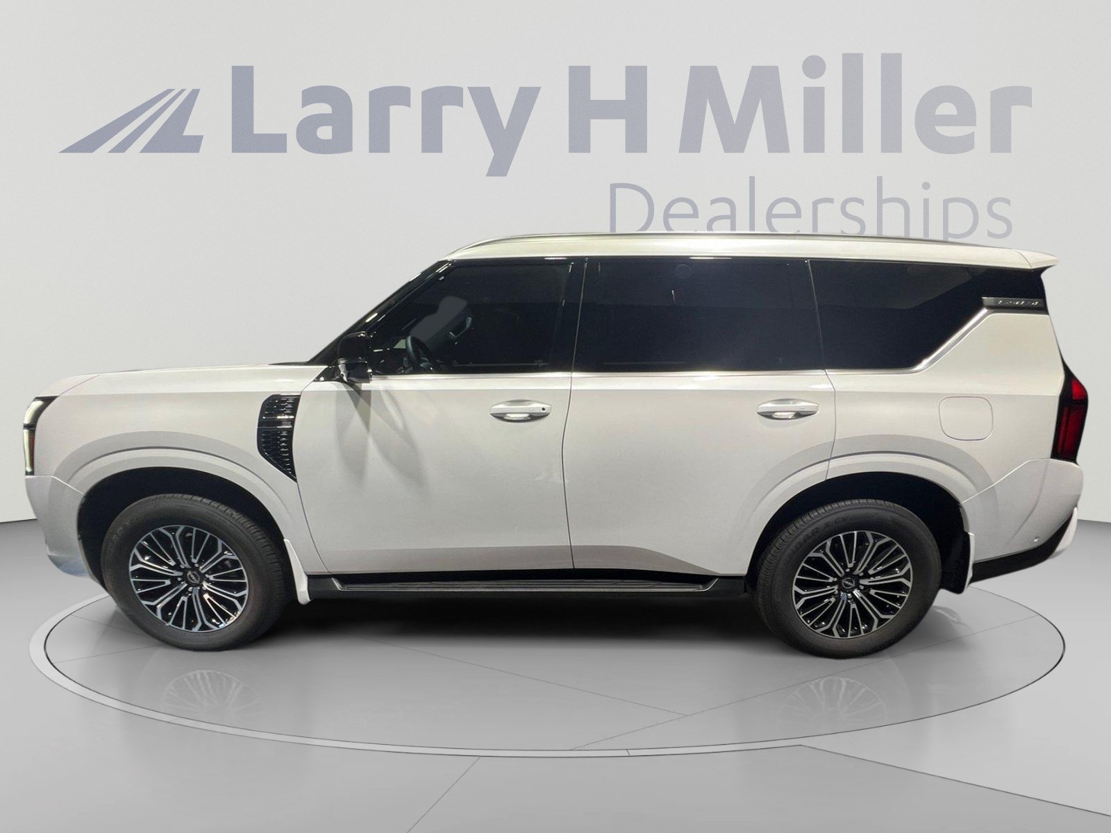 New 2026 Nissan Armada SL AWD/4WD image 2