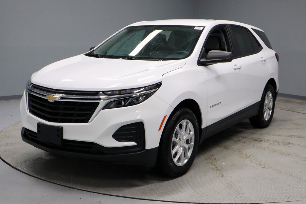 Used 2024 Chevrolet Equinox LS w/ LS Convenience Package image 6