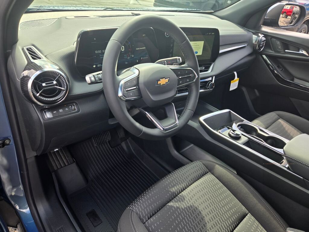 New 2026 Chevrolet Equinox LT w/ LPO, Floor Liner Package AWD/4WD image 16