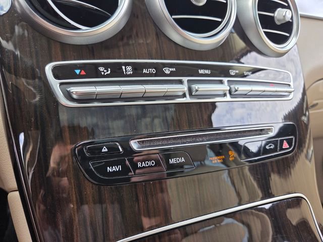 Used 2017 Mercedes-Benz GLC 300 4MATIC image 28