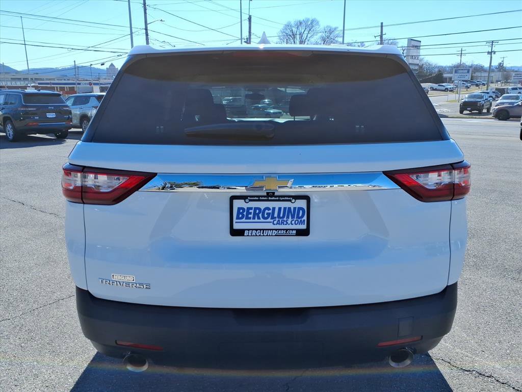 Used 2021 Chevrolet Traverse LS image 5