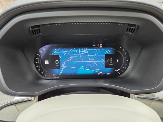 Certified 2023 Volvo XC60 B6 Ultimate w/ Protection Package Premier AWD/4WD image 24
