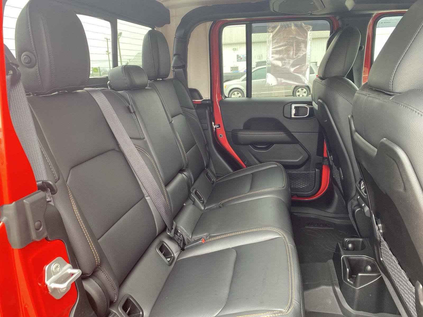 Used 2025 Jeep Gladiator High Tide image 33