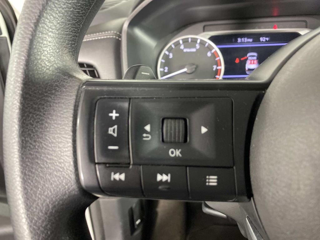 Used 2024 Nissan Rogue S AWD/4WD image 16