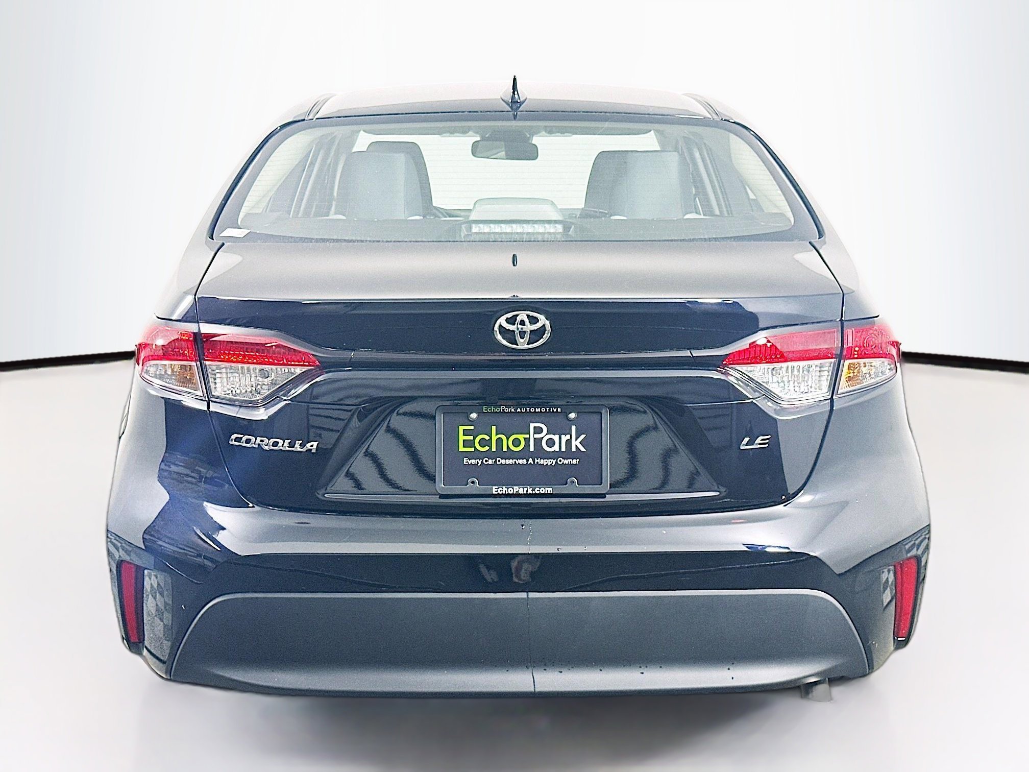 Used 2026 Toyota Corolla LE FWD image 7