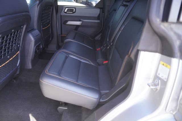 Used 2023 Ford Bronco Badlands image 12