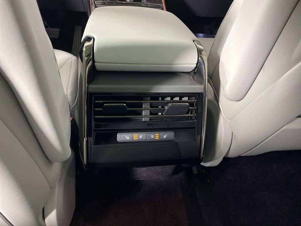 Used 2023 Land Rover Range Rover Sport SE image 24