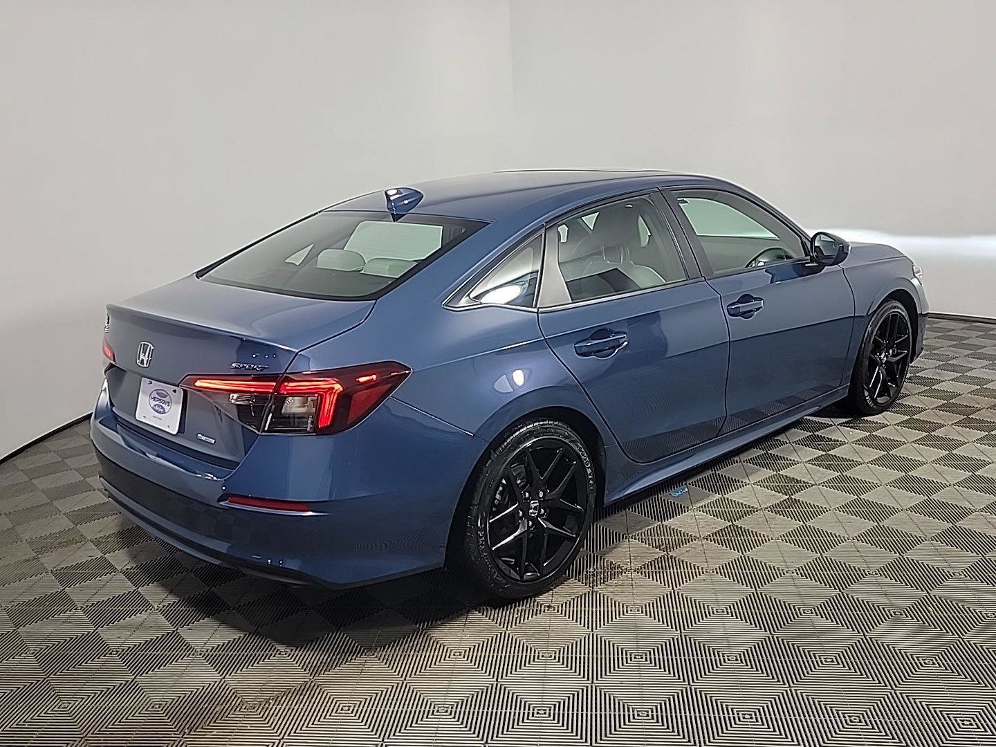 Certified 2025 Honda Civic Sport image 4