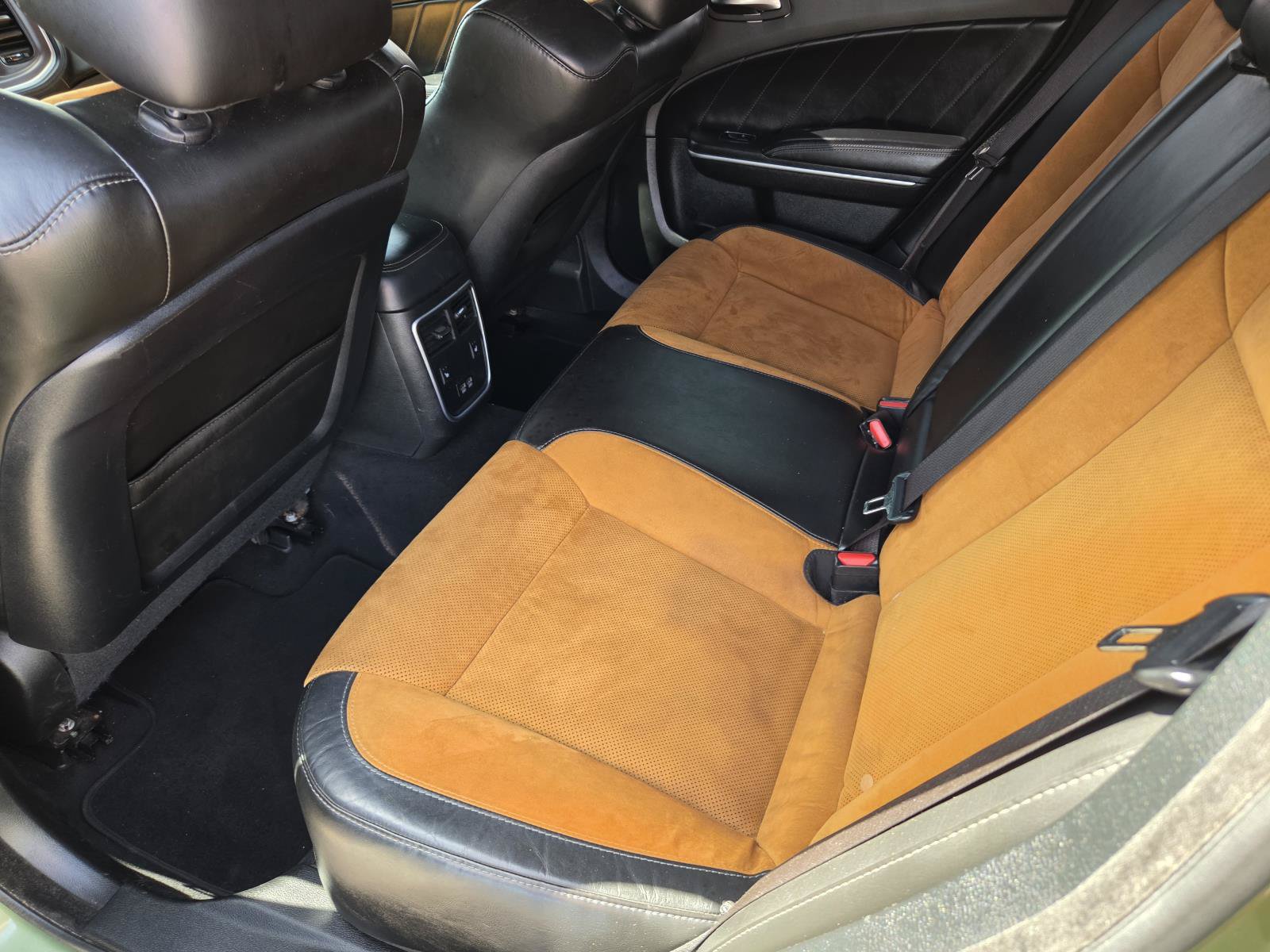 Used 2022 Dodge Charger R/T w/ Plus Group RWD image 13