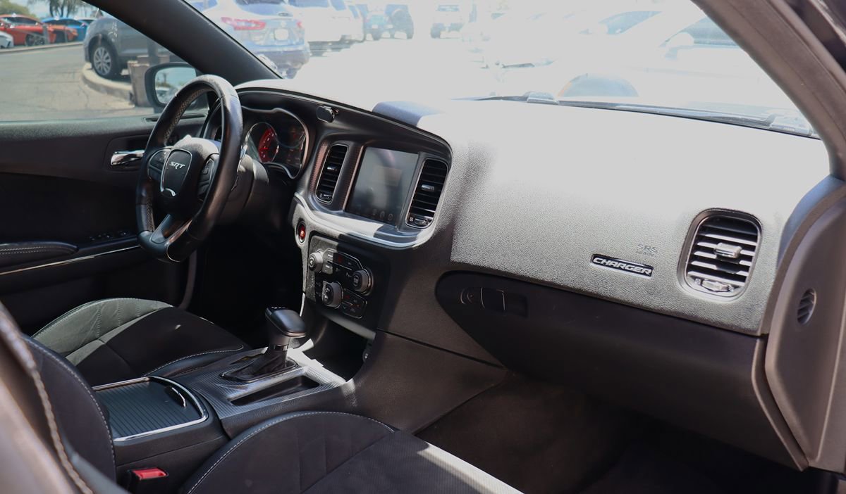 Used 2016 Dodge Charger SRT Hellcat RWD image 35