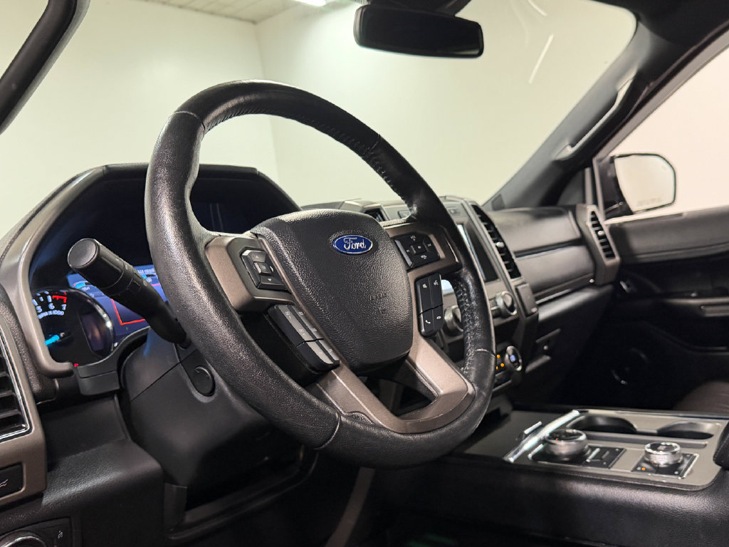 Used 2020 Ford Expedition Max XLT w/ Equipment Group 202A AWD/4WD image 76