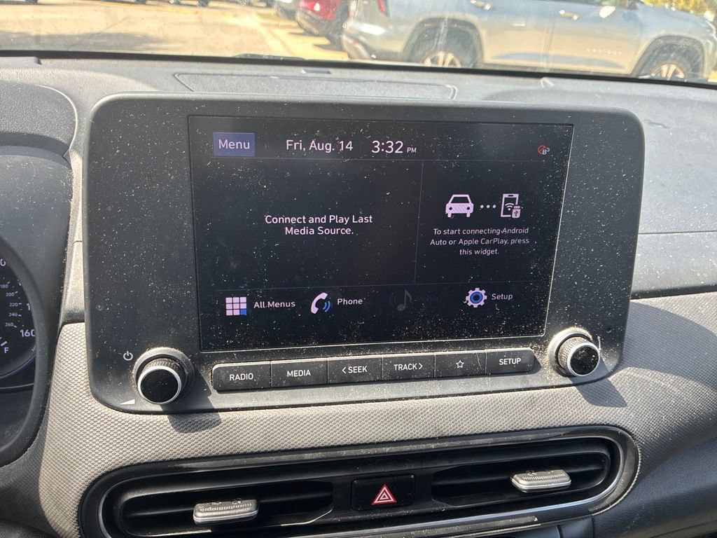 Used 2022 Hyundai Kona SEL FWD image 25