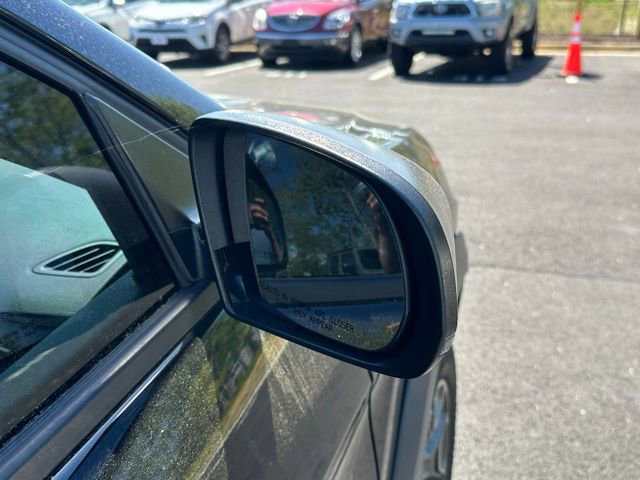 Used 2020 Jeep Cherokee Trailhawk image 12