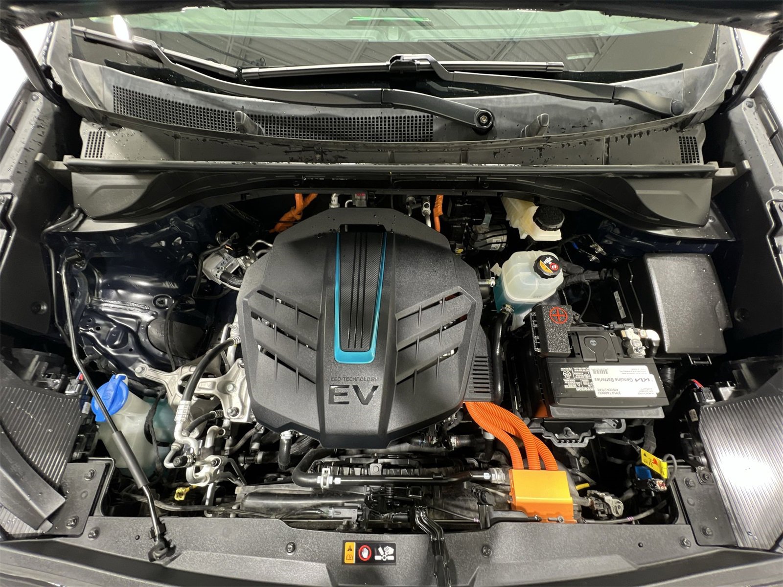 Used 2022 Kia Niro EX image 25