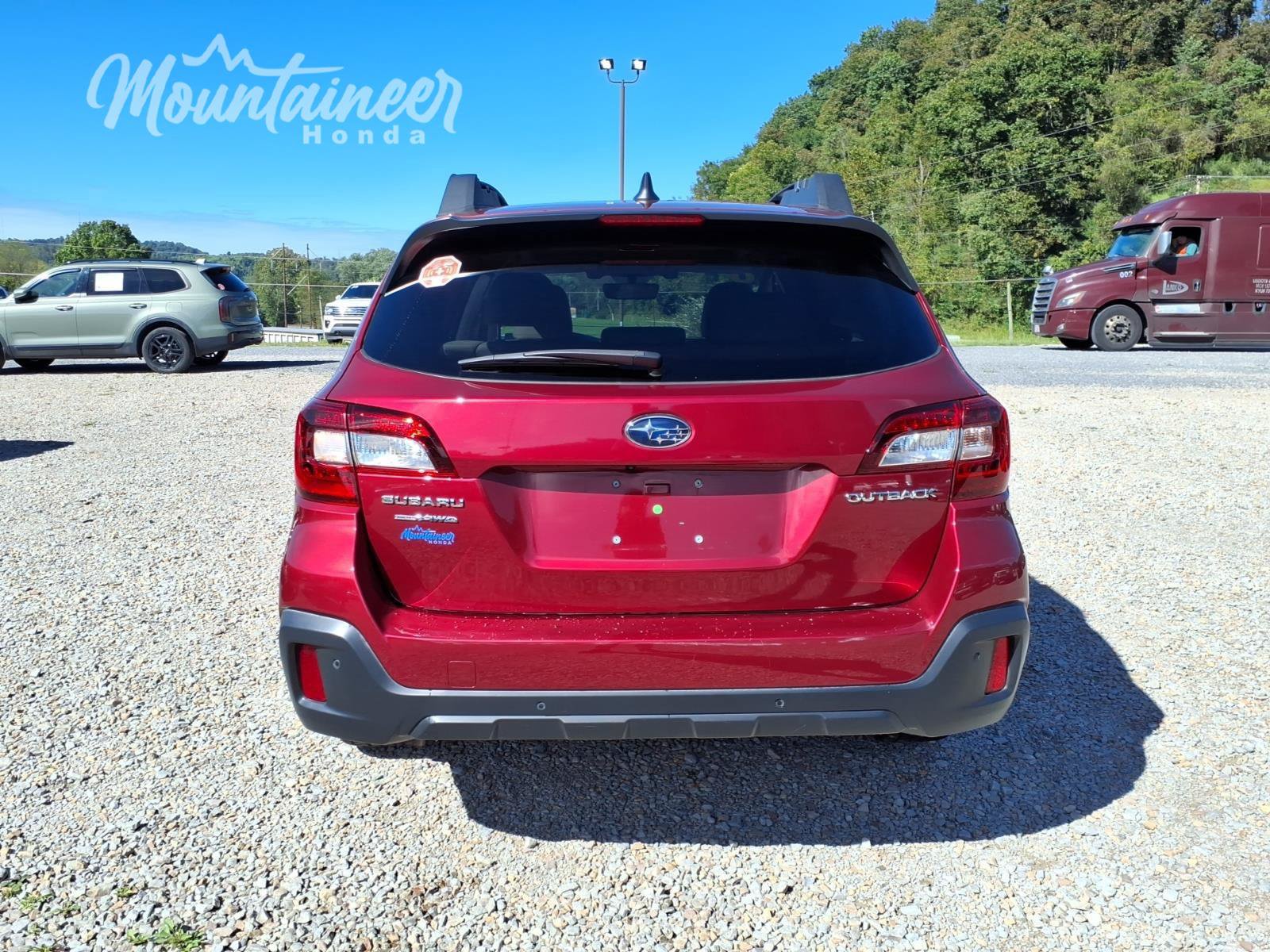 Used 2018 Subaru Outback 2.5i Limited AWD/4WD image 6