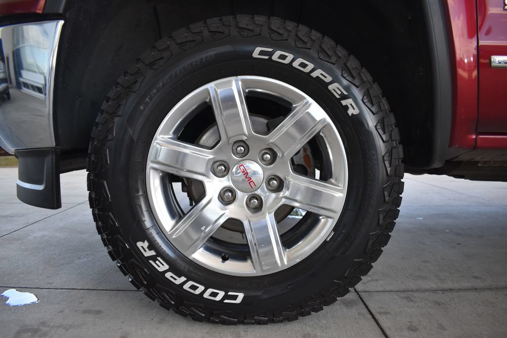 Used 2015 GMC Sierra 1500 SLT w/ Driver Alert Package AWD/4WD image 12