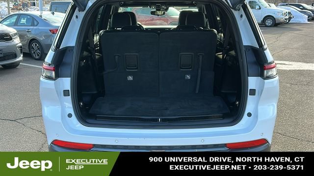 Used 2023 Jeep Grand Cherokee L Laredo AWD/4WD image 26