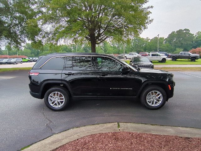New 2026 Jeep Grand Cherokee Laredo X AWD/4WD image 6