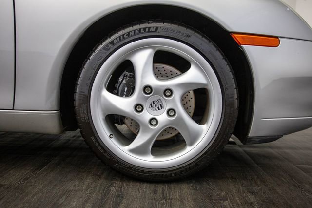 Used 2001 Porsche 911 2dr Carrera Coupe Tiptronic image 38