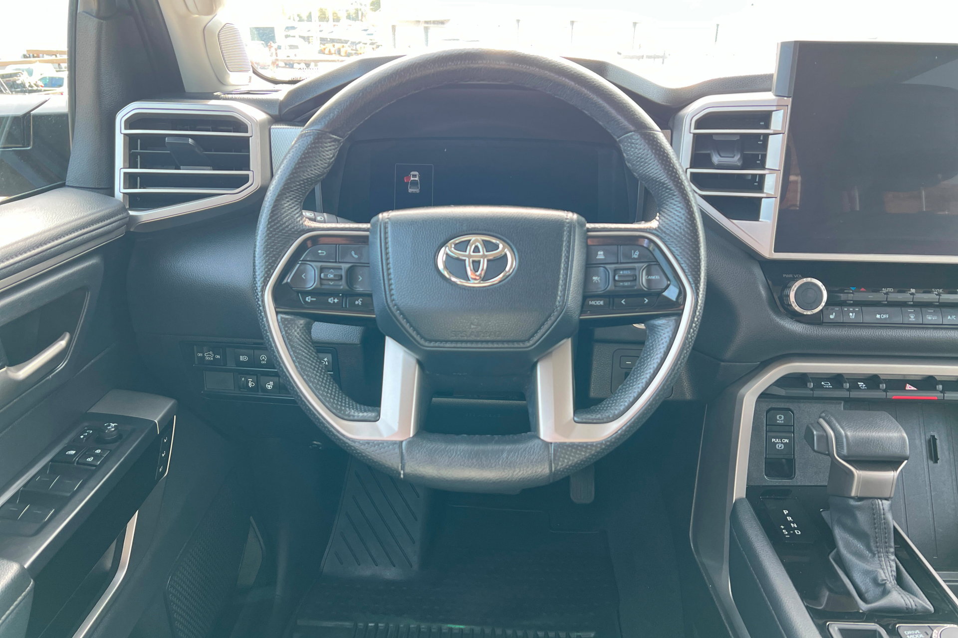 Used 2024 Toyota Tundra Limited image 13
