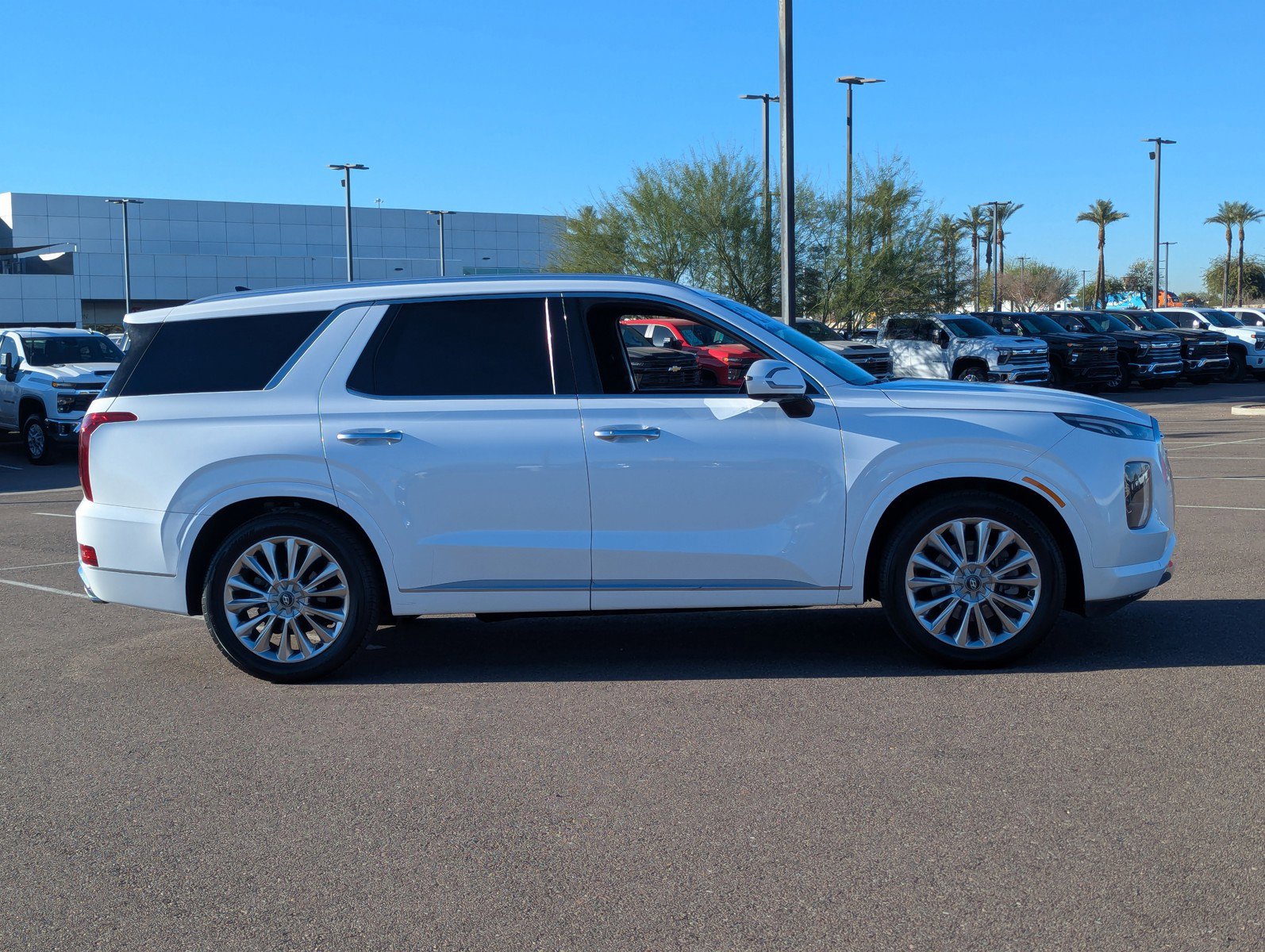 Used 2020 Hyundai Palisade Limited image 6