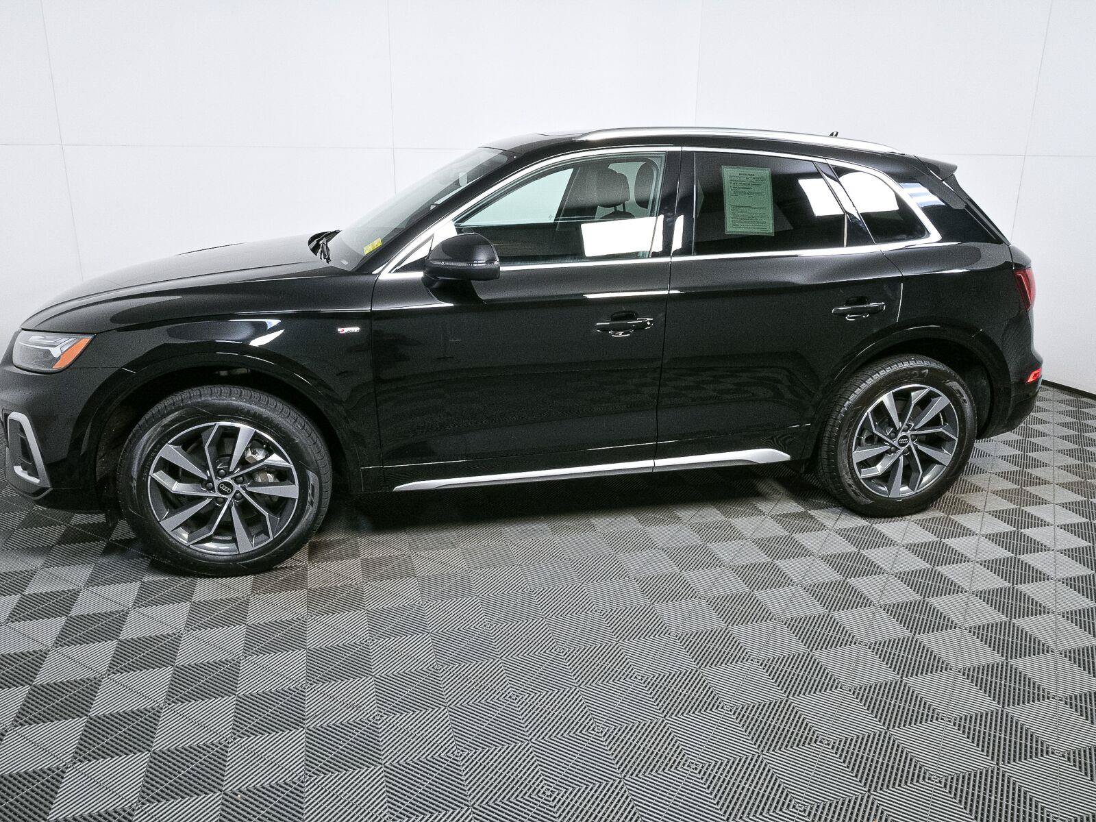 Used 2023 Audi Q5 2.0T Premium Plus w/ Premium Plus Package AWD/4WD image 28