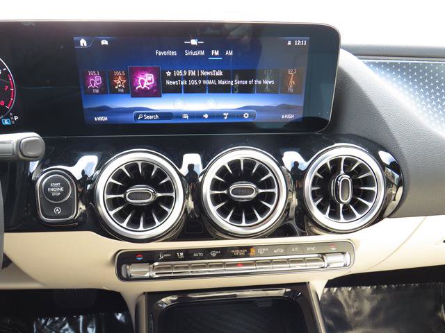 Used 2025 Mercedes-Benz GLA 250 4MATIC image 13