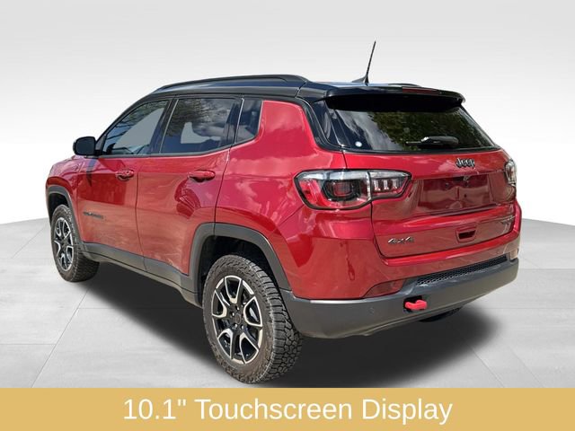 Used 2025 Jeep Compass Trailhawk image 6