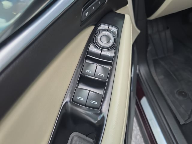 Certified 2023 Buick Enclave Avenir w/ Trailering Package, 5000 lbs. AWD/4WD image 17