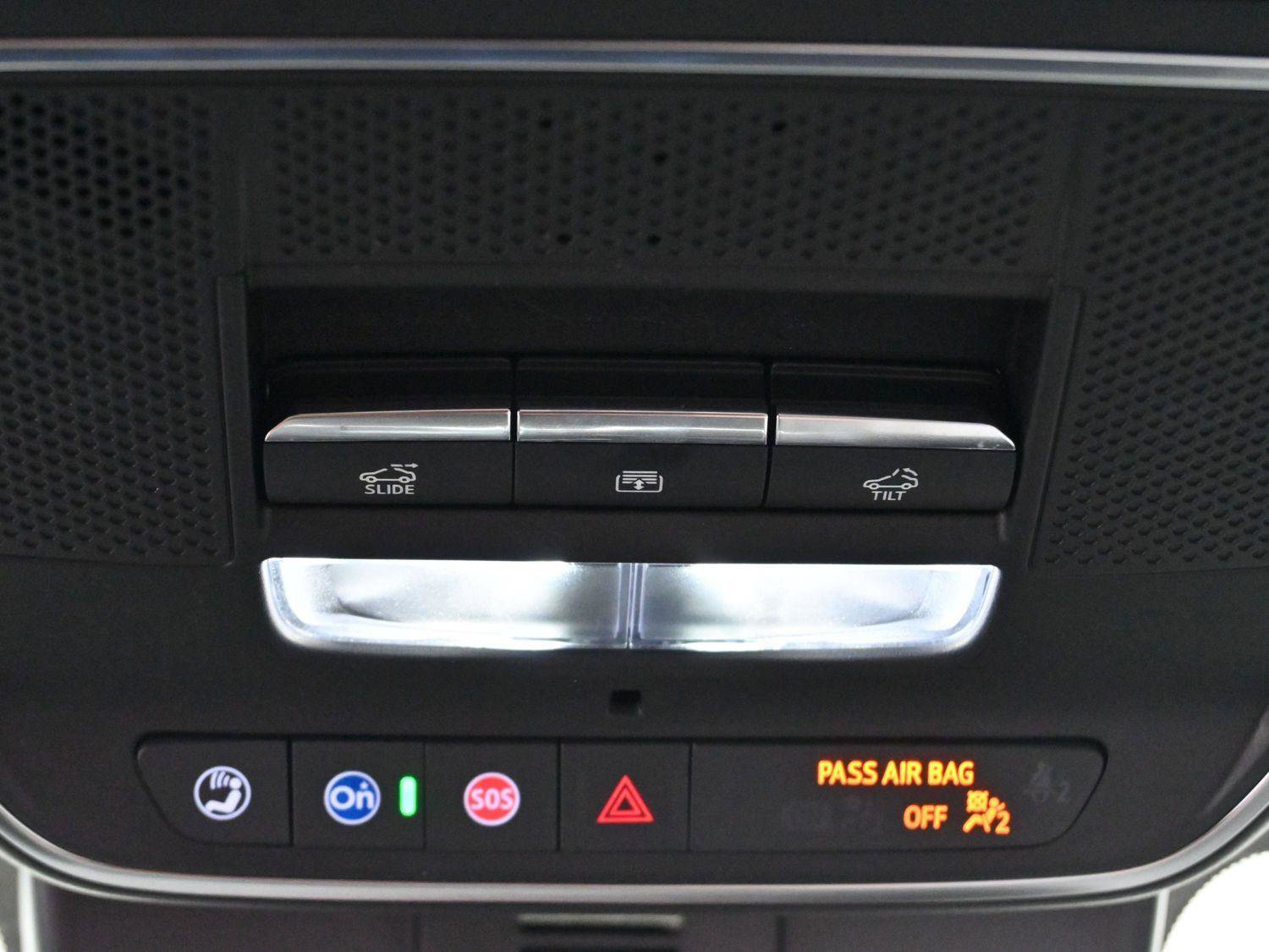 Used 2025 Chevrolet Traverse High Country image 29