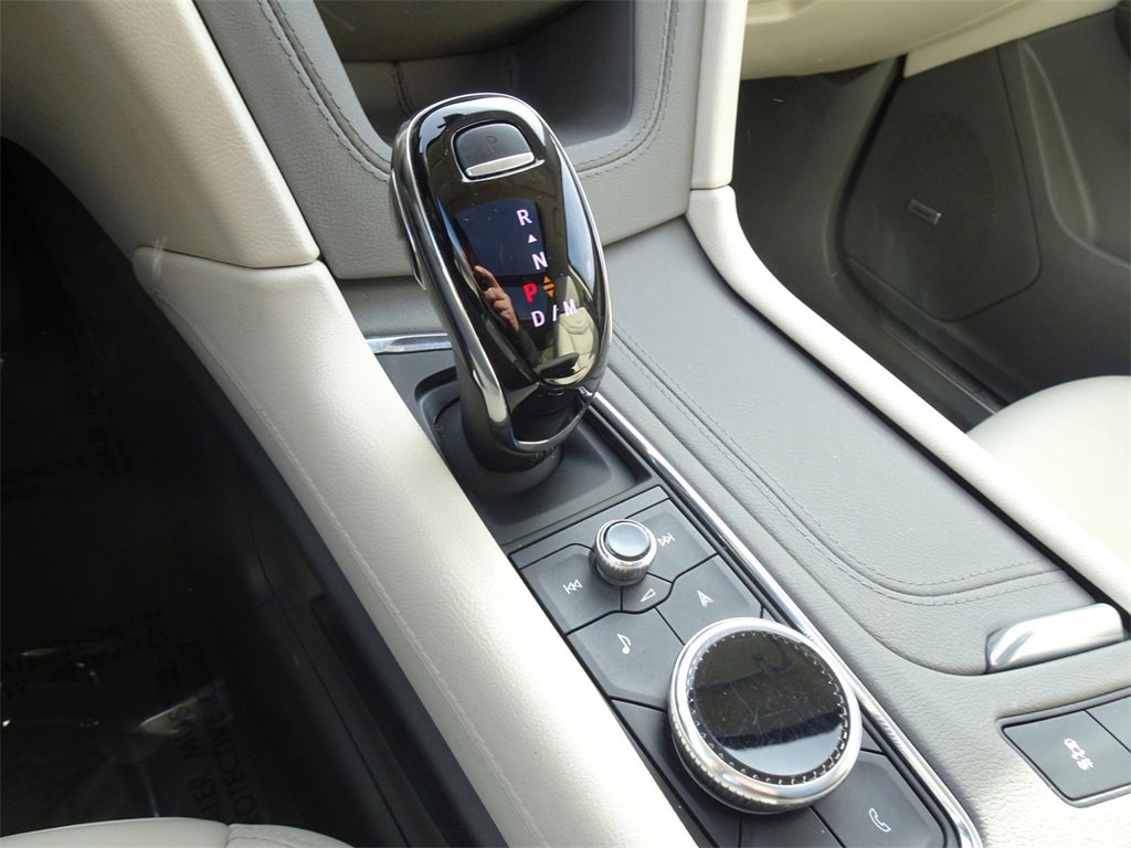 Certified 2023 Cadillac XT5 Premium Luxury w/ LPO, Floor Liner Package image 18