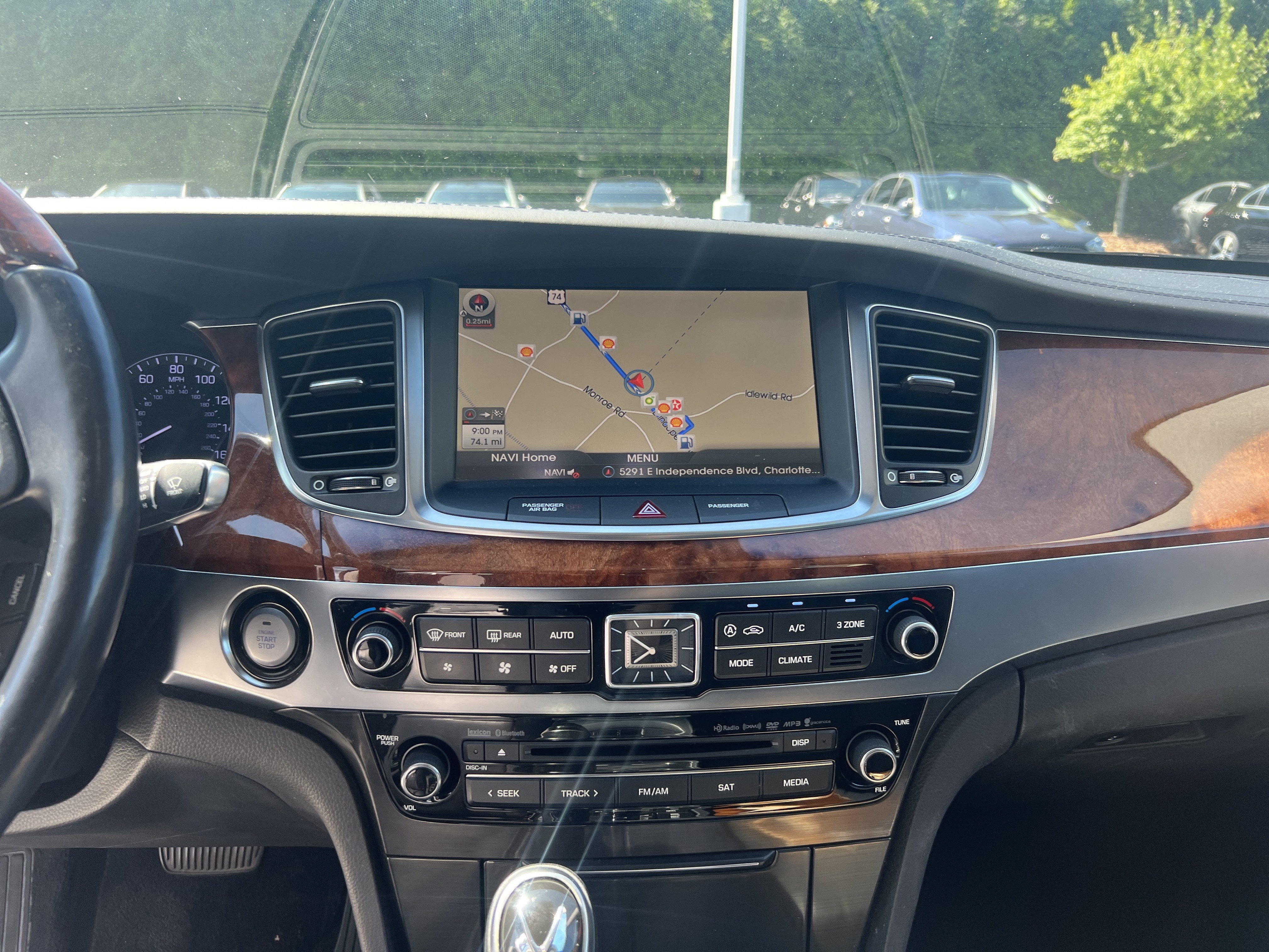 Used 2014 Hyundai Equus Signature RWD image 31
