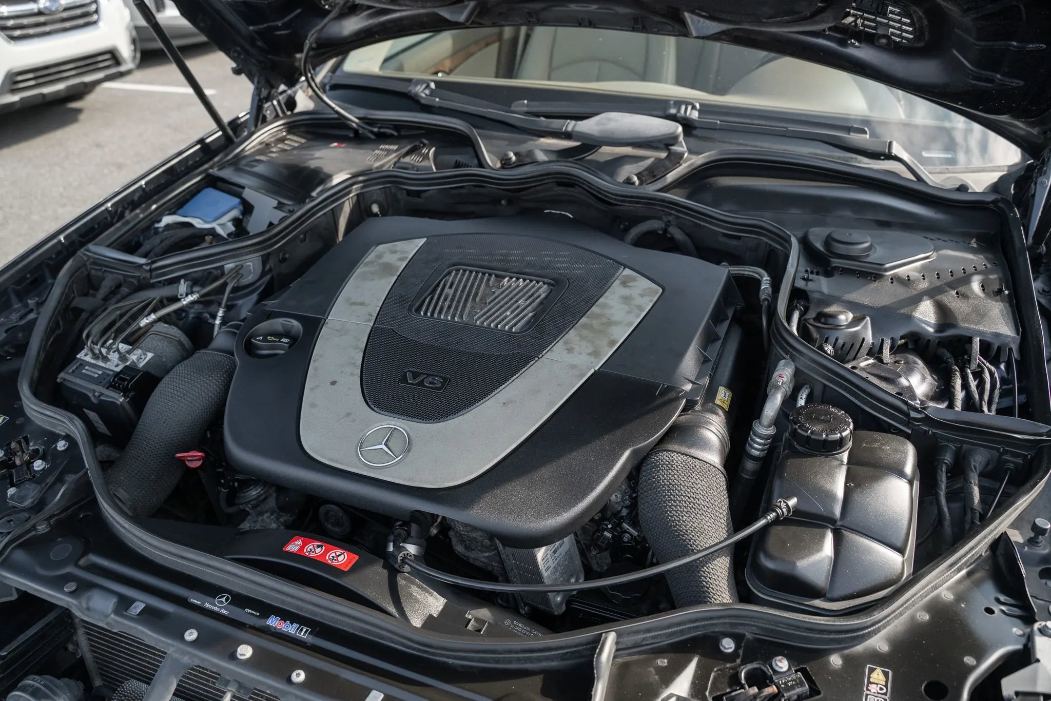 Used 2009 Mercedes-Benz E 350 4MATIC Wagon image 28