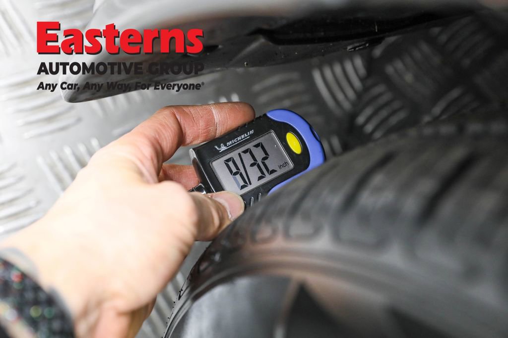 Used 2025 Toyota Camry SE w/ Convenience Package image 47