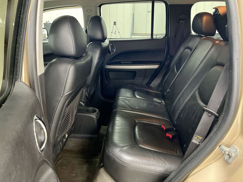 Used 2007 Chevrolet HHR LT image 21