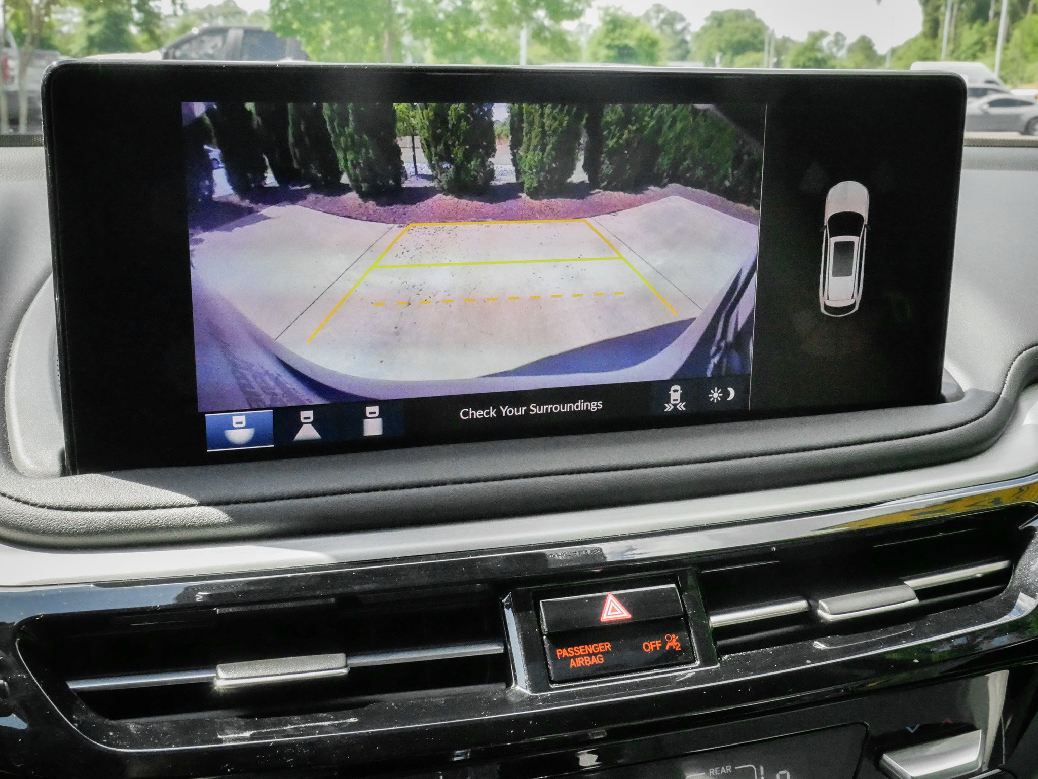 Used 2025 Acura MDX SH-AWD w/ Technology Package image 25