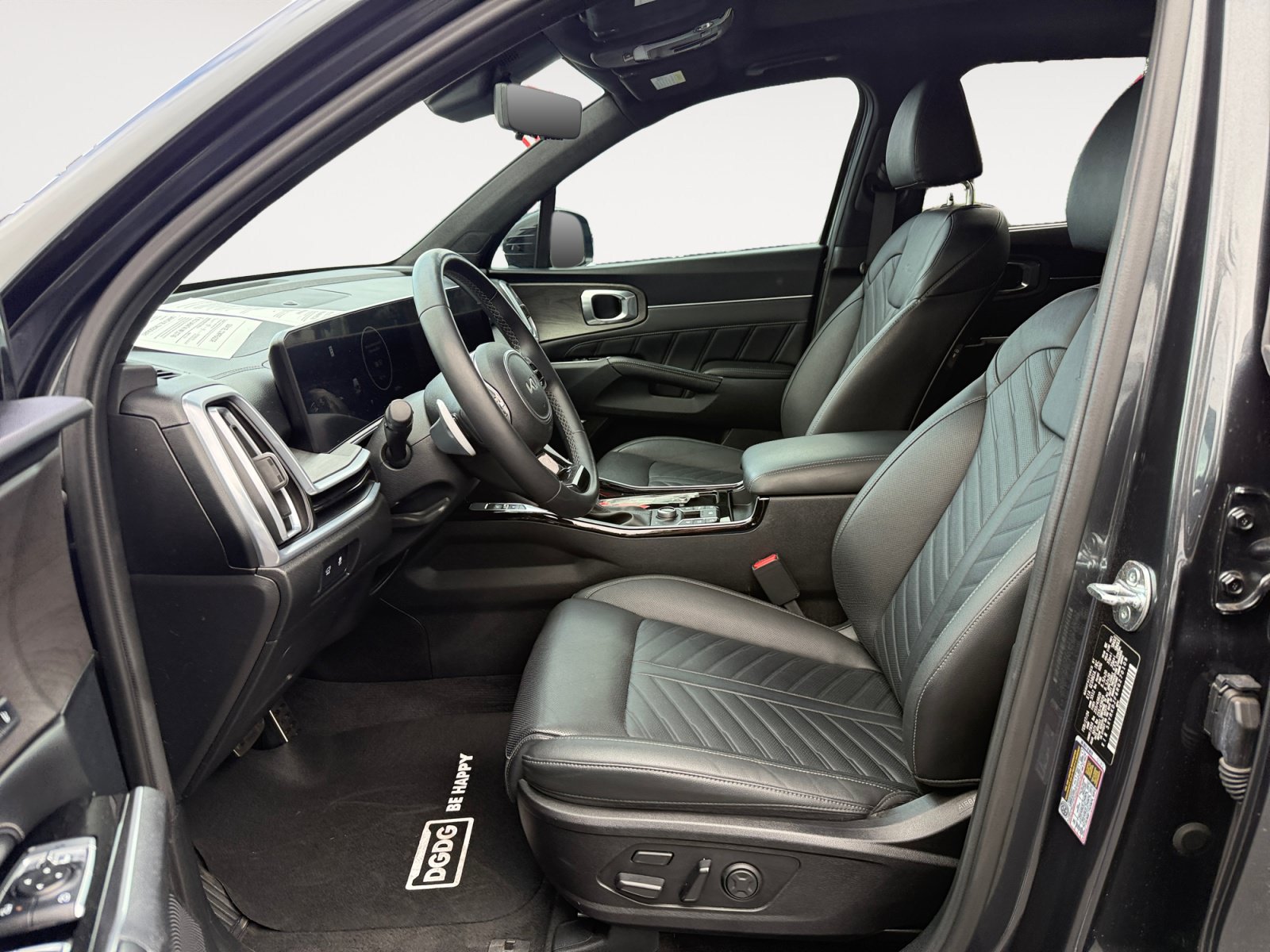 Certified 2024 Kia Sorento SX Prestige AWD/4WD image 10