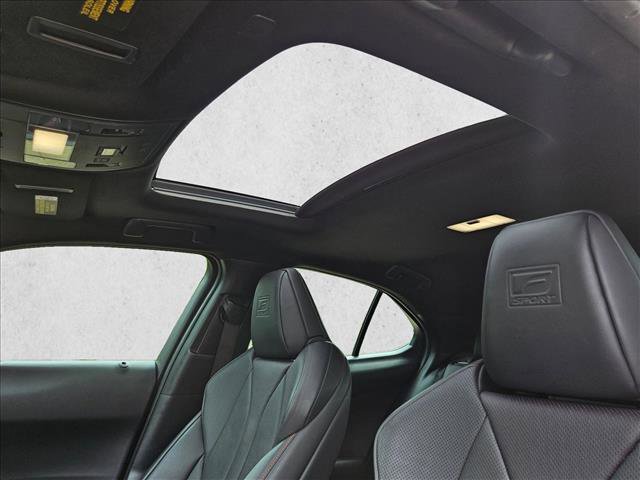 Used 2019 Lexus UX 200 F Sport w/ F Sport Premium Package image 15