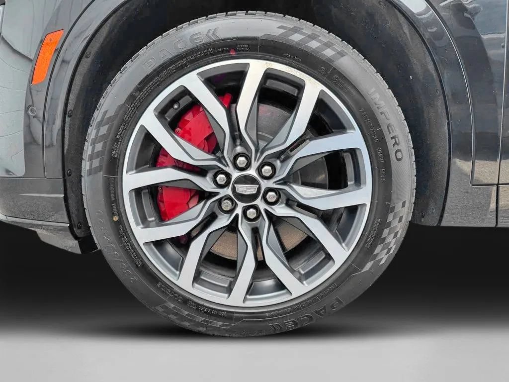 Used 2024 Cadillac XT6 Sport w/ Platinum Package AWD/4WD image 33