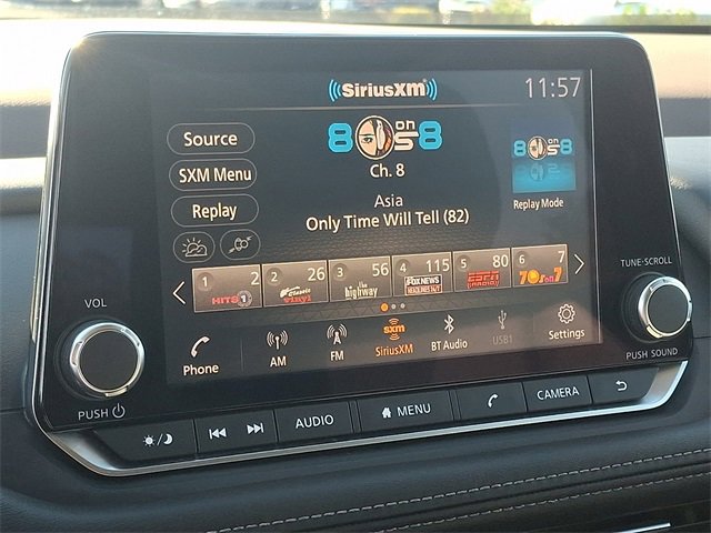 Used 2022 Nissan Rogue SV image 16