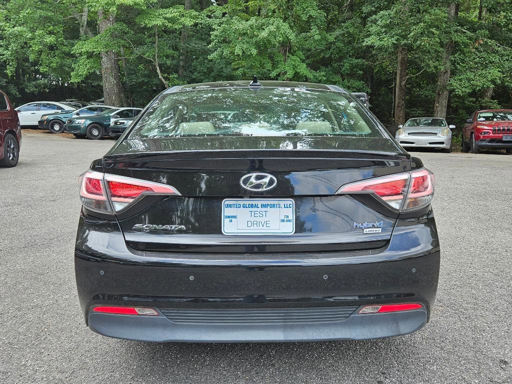Used 2016 Hyundai Sonata Limited w/ Option Group 02 FWD image 7