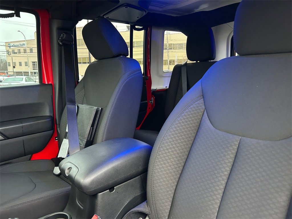 Used 2018 Jeep Wrangler Unlimited Sport S image 16