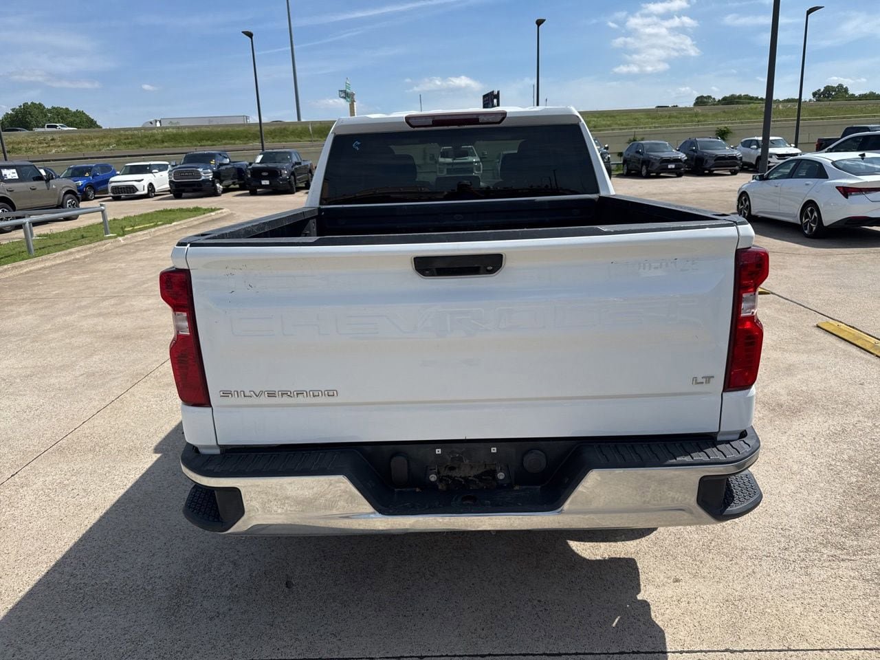 Used 2020 Chevrolet Silverado 1500 LT w/ Bed Protection Package AWD/4WD image 9