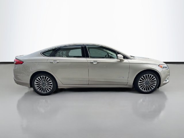 Used 2017 Ford Fusion Titanium FWD image 8