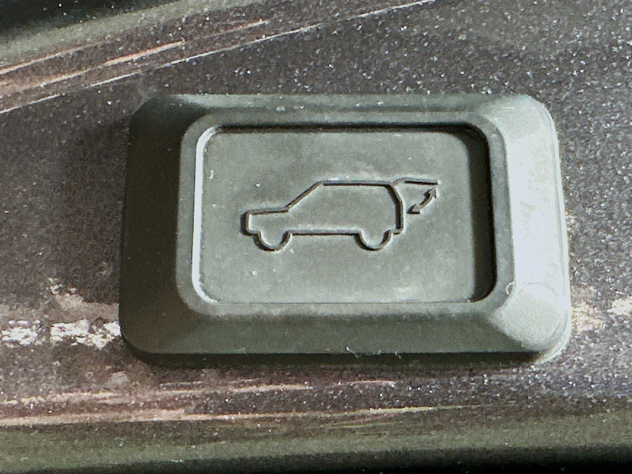 Used 2016 Toyota RAV4 XLE image 27