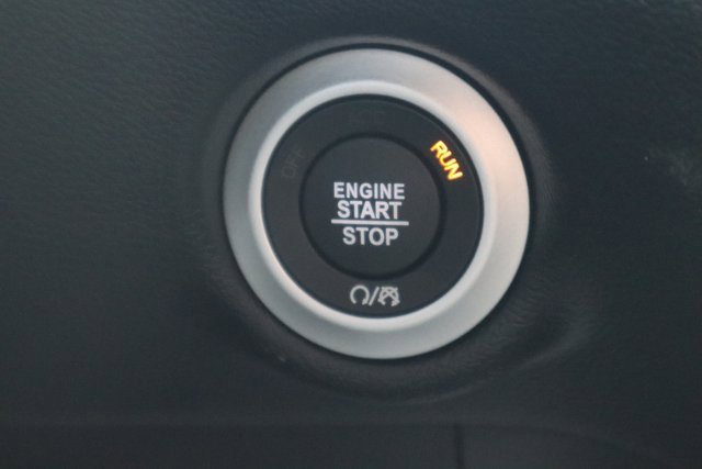 New 2026 Chrysler Voyager LX image 10