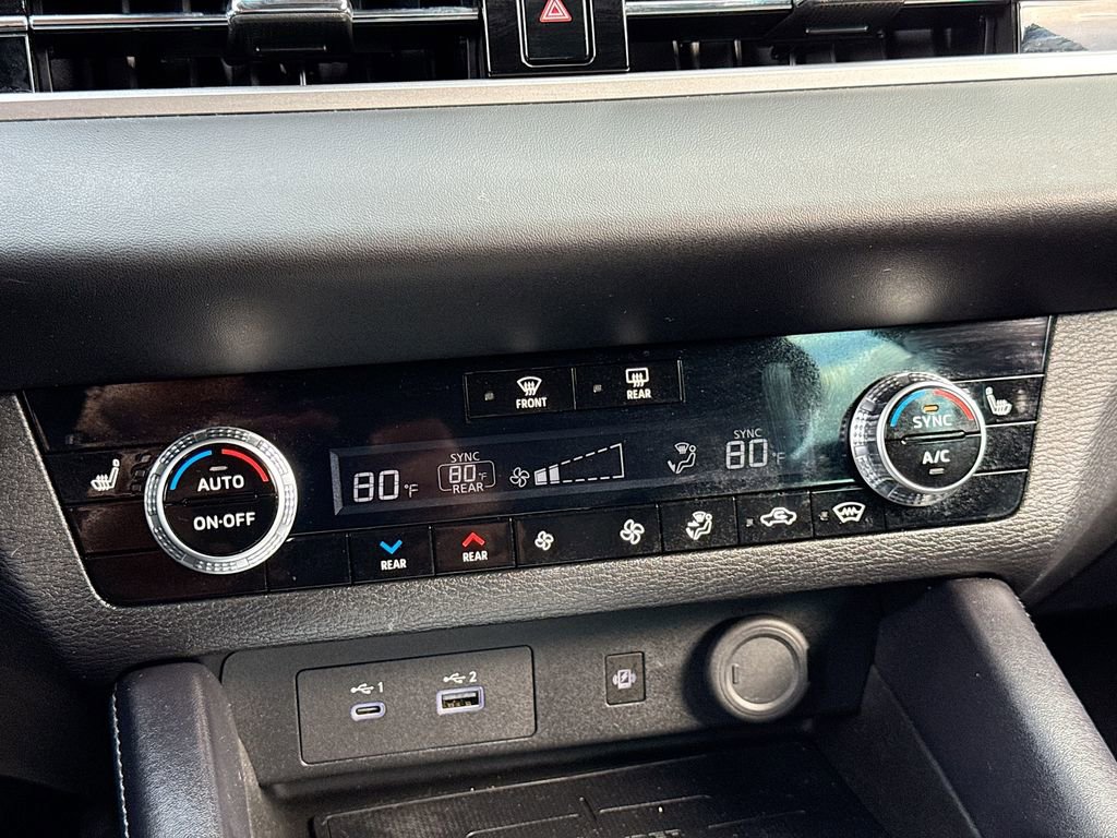 Used 2023 Mitsubishi Outlander SEL image 21